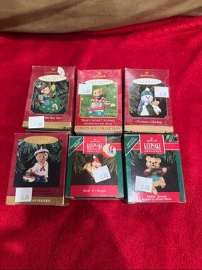 Hallmark Red & Green Keepsake Ornament Boxes - Holiday Set